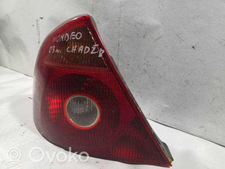 Ford Mondeo Mk III Lampa tylna 1S7X13N099A