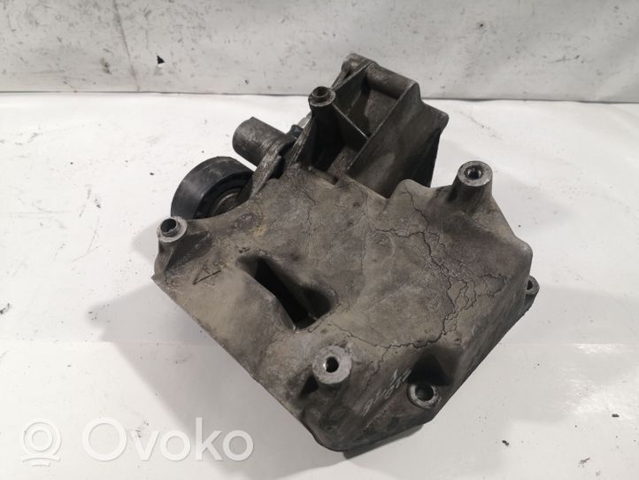 BMW 3 E36 Support de générateur / alternateur 17306129