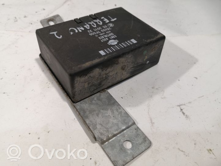 Nissan Terrano Oven keskuslukituksen ohjausyksikön moduuli 284507F006