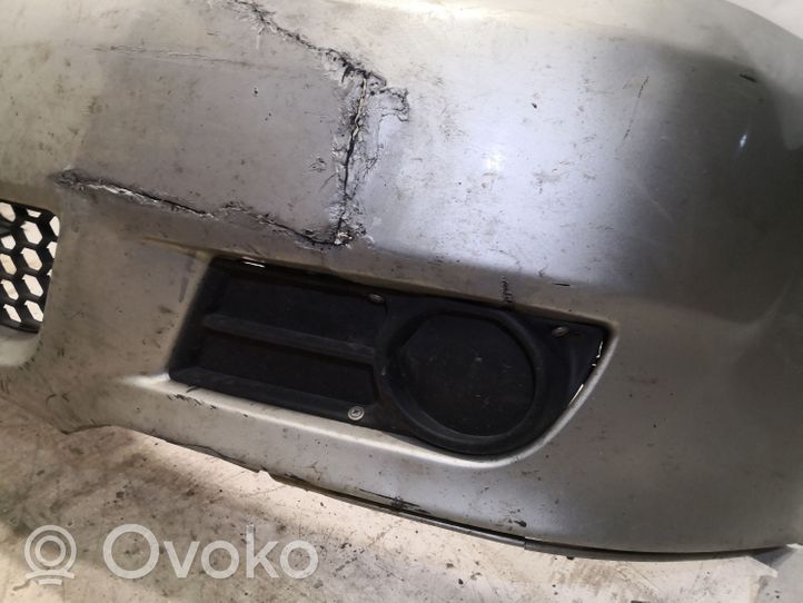 Toyota Corolla Verso AR10 Zderzak przedni 