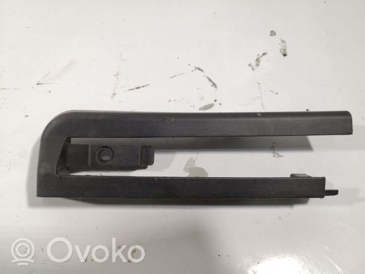 Audi A4 S4 B6 8E 8H Cache rail de siège conducteur avant 8E0881350