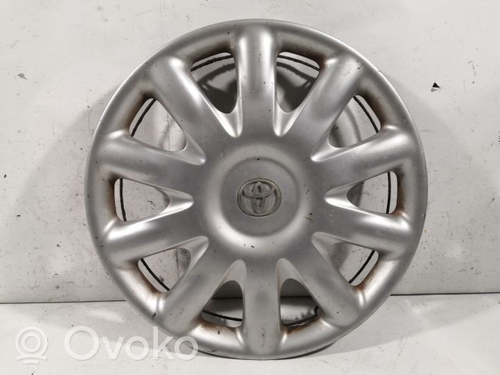 Toyota Avensis T220 R 15 riteņa dekoratīvais disks (-i) 4260205050