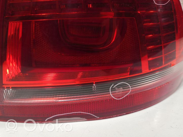Volkswagen PASSAT B7 Lampa tylna 3AF945310