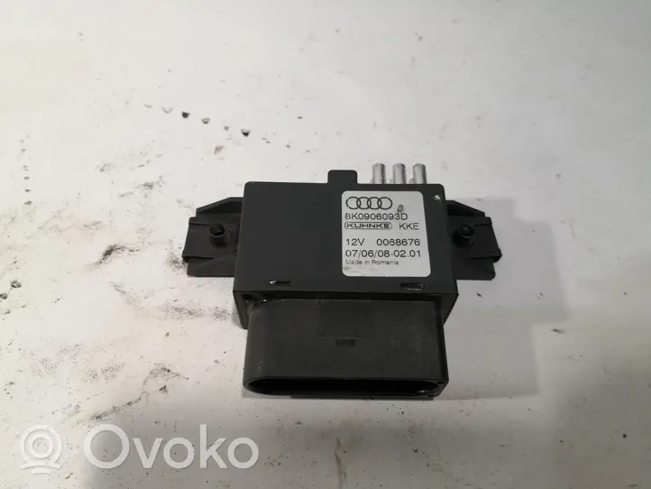 Audi A4 S4 B8 8K Polttoaineen ruiskutuspumpun ohjainlaite/moduuli 8K0906093D