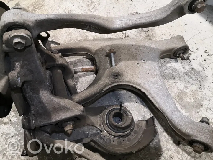 Audi A4 S4 B8 8K Fuso a snodo con mozzo ruota posteriore 8K0505312J