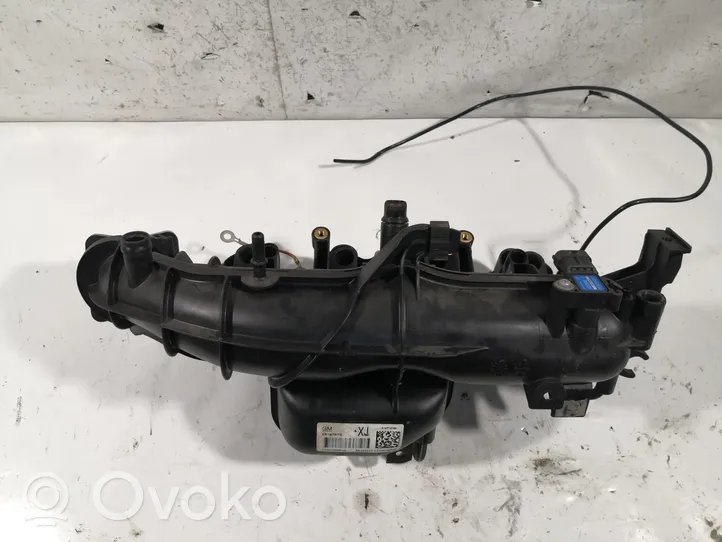 Opel Mokka X Intake manifold 55573171