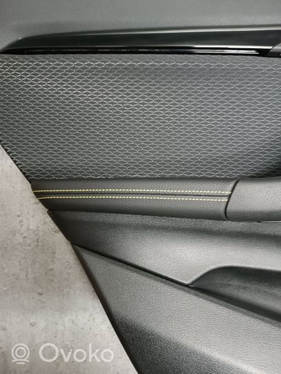 BMW X2 F39 Rivestimento del pannello della portiera posteriore 