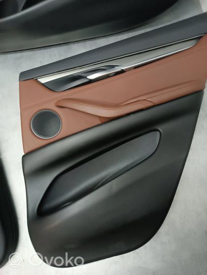 BMW X6 F16 Sėdynių / durų apdailų komplektas 