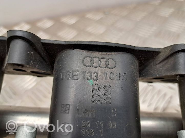 Audi Q5 SQ5 Listwa wtryskowa 06E130089D