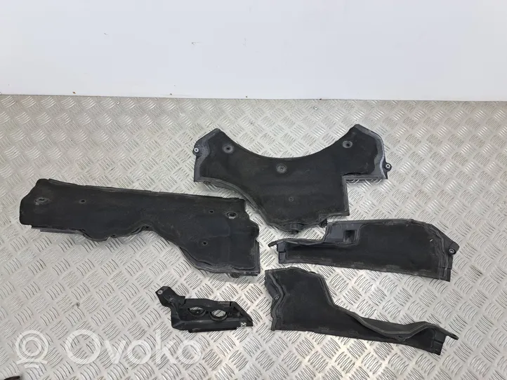 BMW 5 F10 F11 Protección térmica del compartimento del motor 7188421