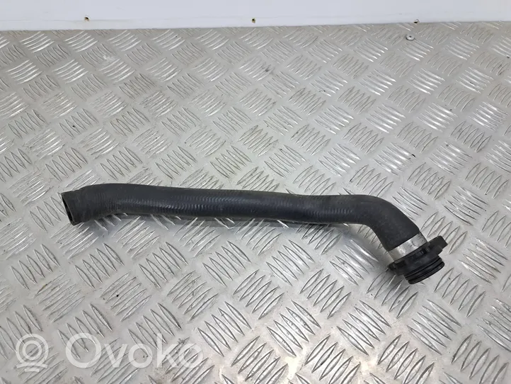 BMW 5 F10 F11 Moottorin vesijäähdytyksen putki/letku 7580969