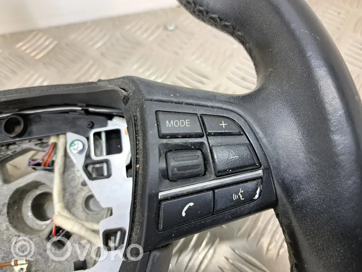 BMW 5 F10 F11 Steering wheel 6943784