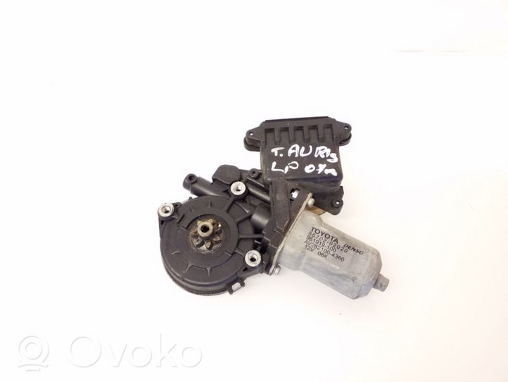 Toyota Auris 150 Silniczek podnośnika szyby drzwi przednich 8570202020