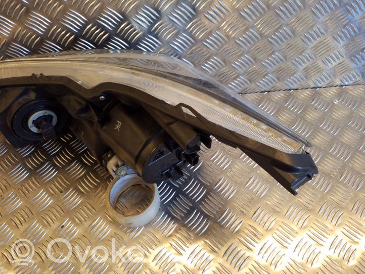 Subaru Outback (BS) Phare frontale A045053