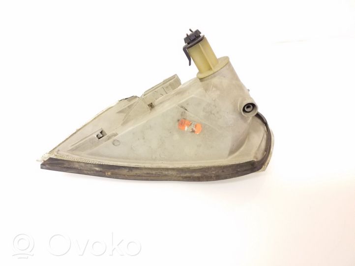 Opel Vectra B Front indicator light 90464684