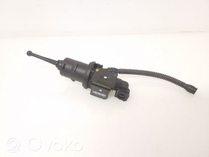 Volkswagen Tiguan Główny cylinder sprzęgła 3C0721388