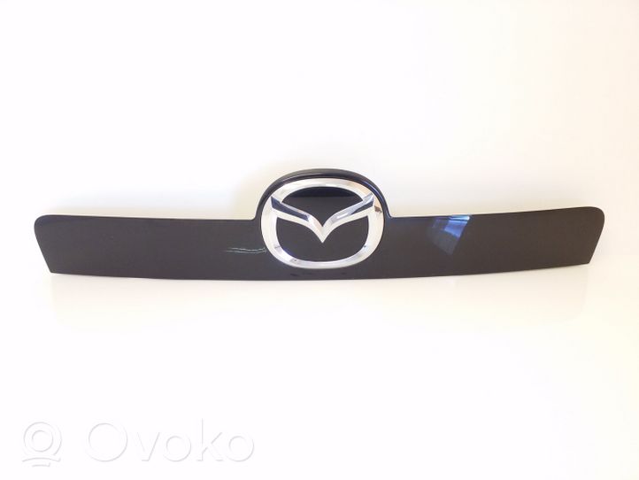 Mazda CX-7 Éclairage de plaque d'immatriculation EG2150311