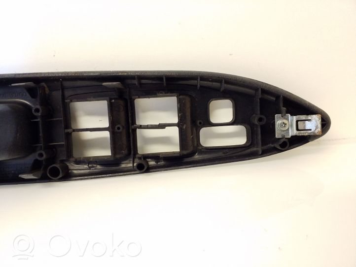 Toyota Avensis T220 Altro elemento di rivestimento della portiera anteriore 7423205090BOGO