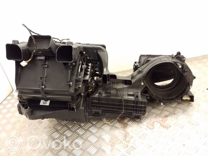 Mercedes-Benz B W246 W242 Salono oro mazgo komplektas A2468301802