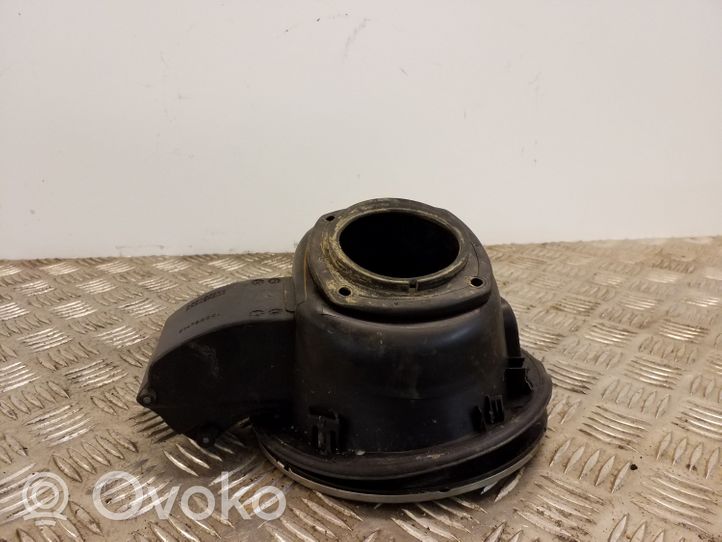 Subaru Outback (BS) Sportello del serbatoio del carburante 5147B000J