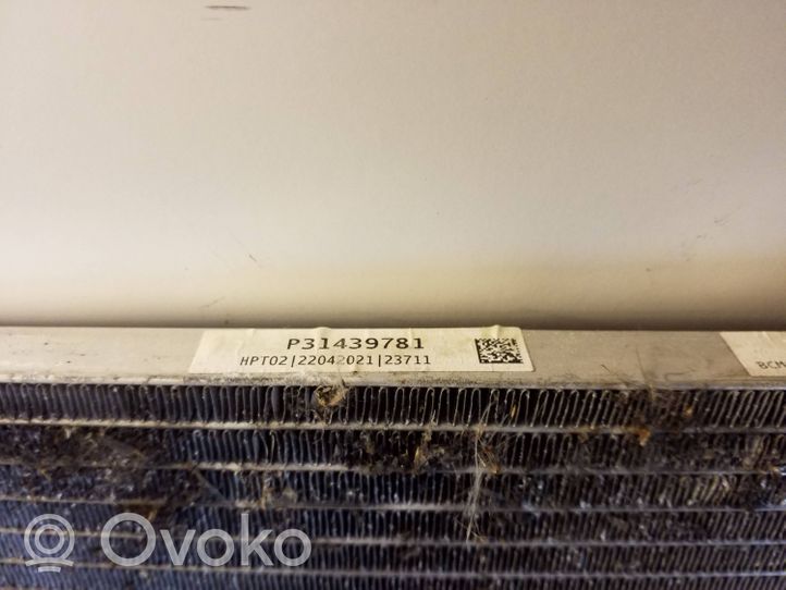 Volvo XC40 Oro kondicionieriaus radiatorius aušinimo P31439781