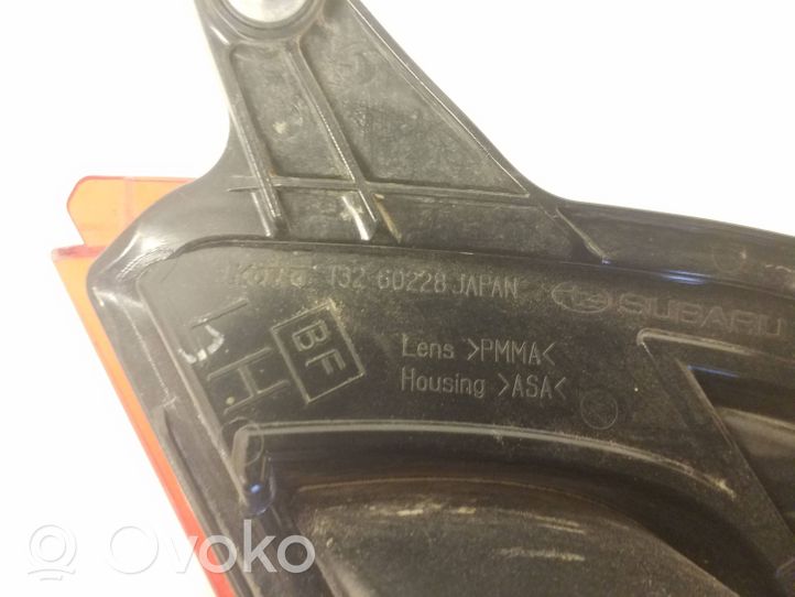 Subaru Outback (BS) Lampy tylnej klapy bagażnika 13260228