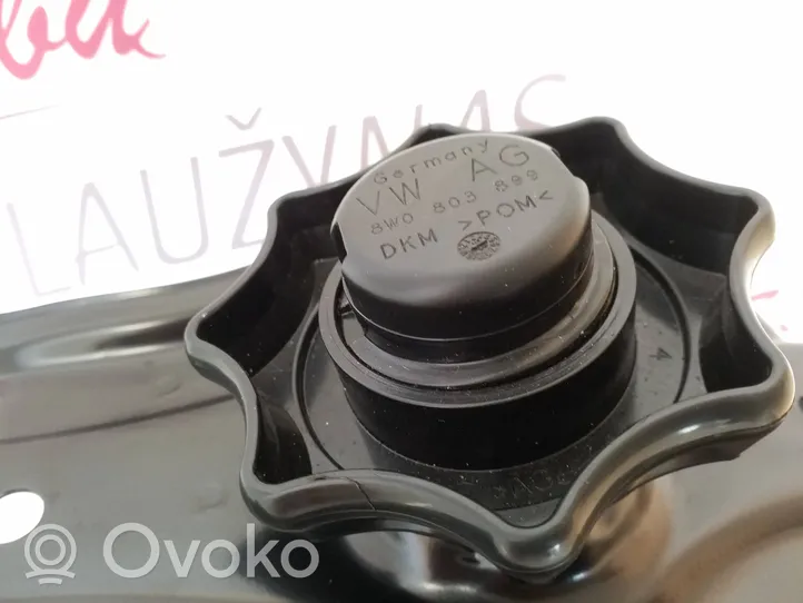 Audi A4 S4 B9 Uchwyt / Mocowanie koła zapasowego 8W0802715