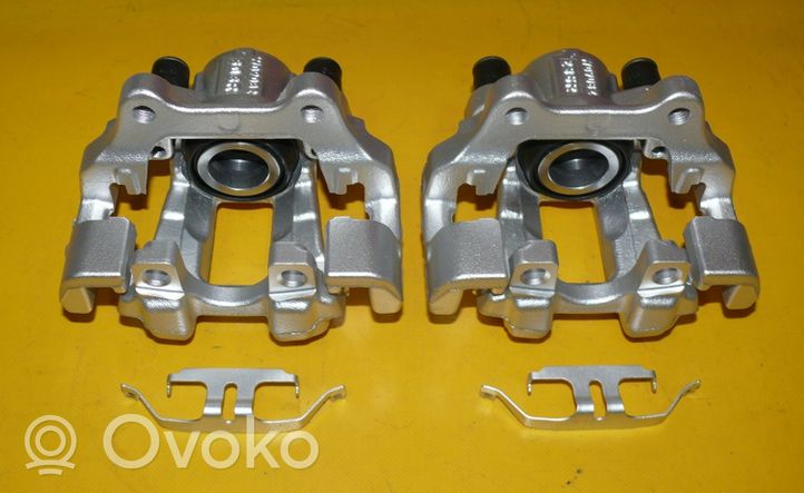 BMW 3 F30 F35 F31 Set dischi freno e pinze 716084