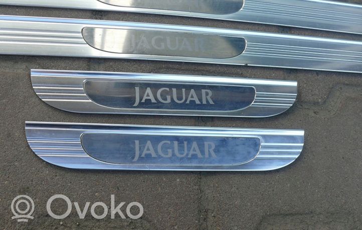 Jaguar S-Type Garniture de protection de seuil intérieur XR835413208