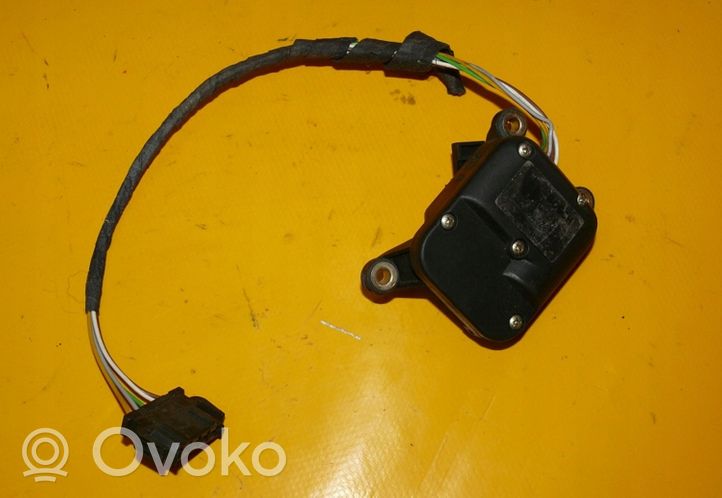 Audi 80 90 S2 B4 Motorino attuatore aria 0132801026