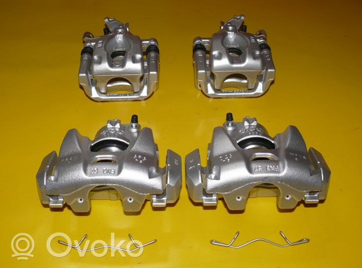 Alfa Romeo Giulietta Set dischi freno e pinze D339696FN357