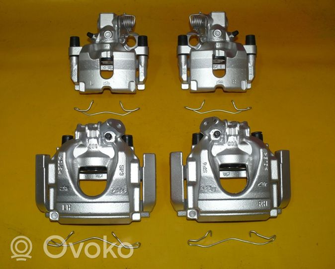 Peugeot 508 RXH Set dischi freno e pinze 9686563680