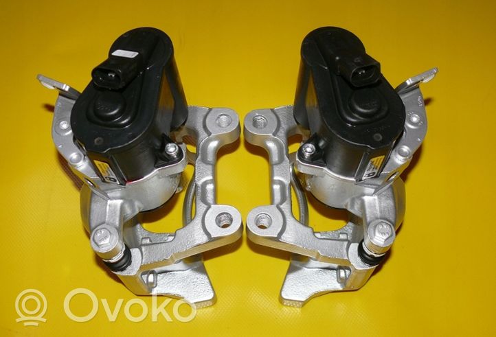 Volkswagen PASSAT CC Set dischi freno e pinze 3C0615403B