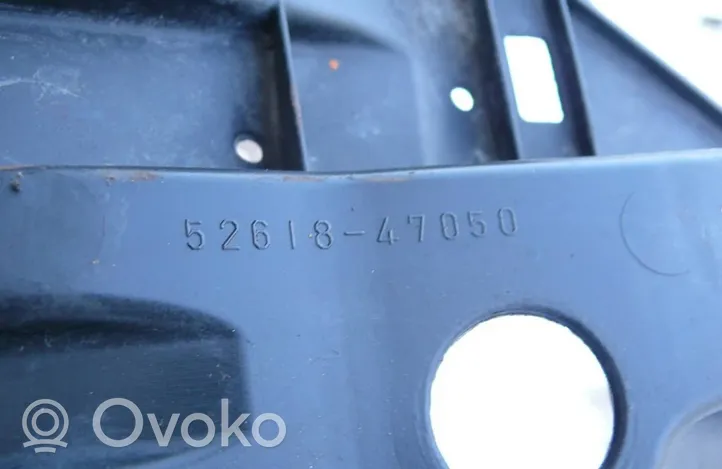 Toyota Prius (XW30) Poprzeczka zderzaka przedniego 52618-47050
