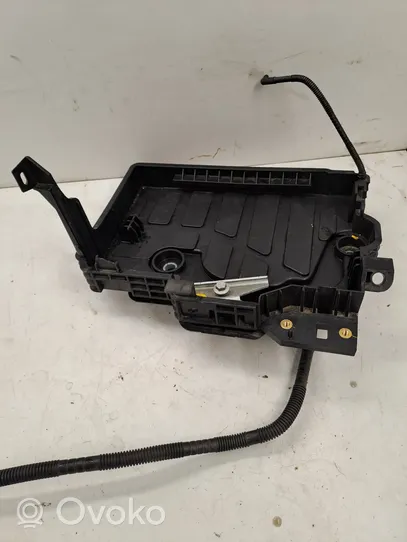 Dacia Sandero III Batteriegestell 244286139R