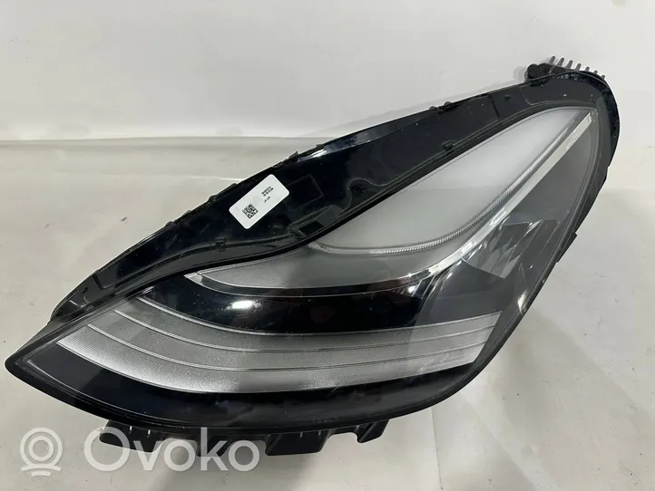 Tesla Model 3 Headlight/headlamp 107737550B