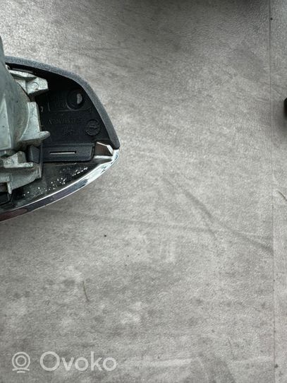 Mercedes-Benz ML W166 Maniglia esterna per portiera anteriore A2047602334