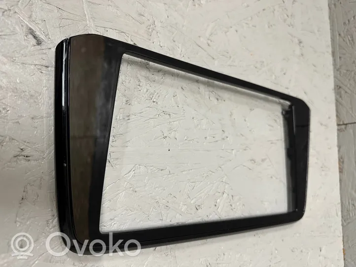 Volkswagen T-Roc Verkleidung Radio / Navigation 2GA858418