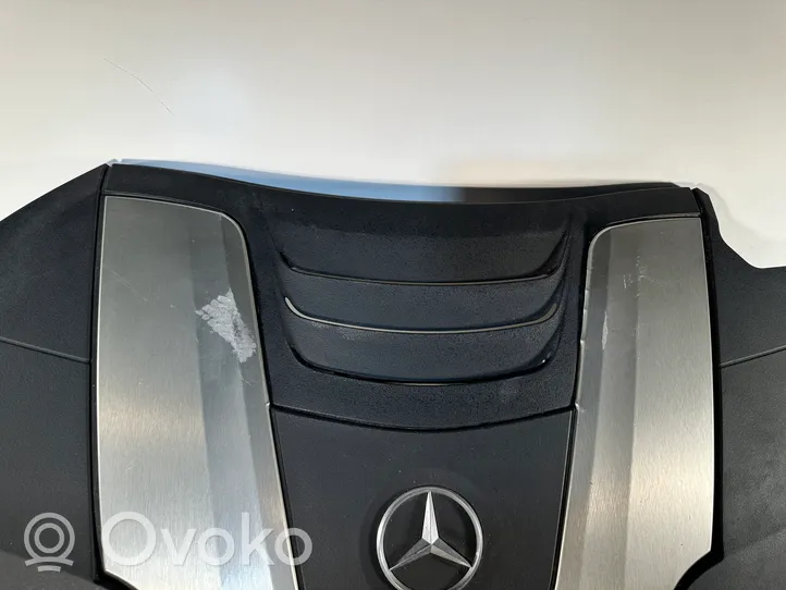 Mercedes-Benz E W213 Variklio dangtis (apdaila) A6420108309