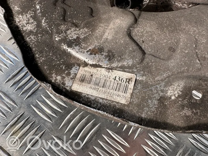 Mercedes-Benz E W213 Front wheel hub 200461904