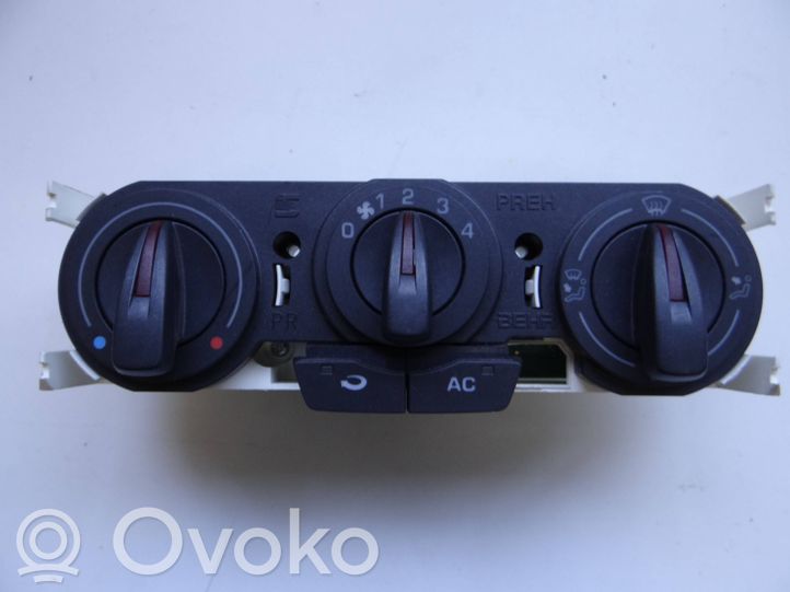 6J0820045 Seat IV (6J,6P) Climate control unit, 8.73 € RRR