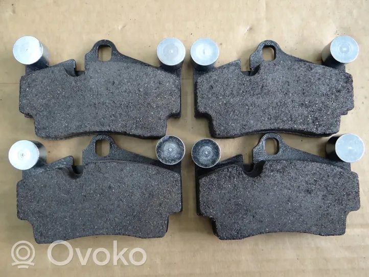 Volkswagen Touareg I Brake pads (rear) 7L0698451A