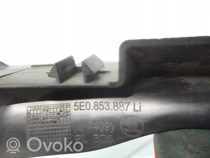 Skoda Octavia Mk3 (5E) Takapyörän sisälokasuojat 5E0853887B