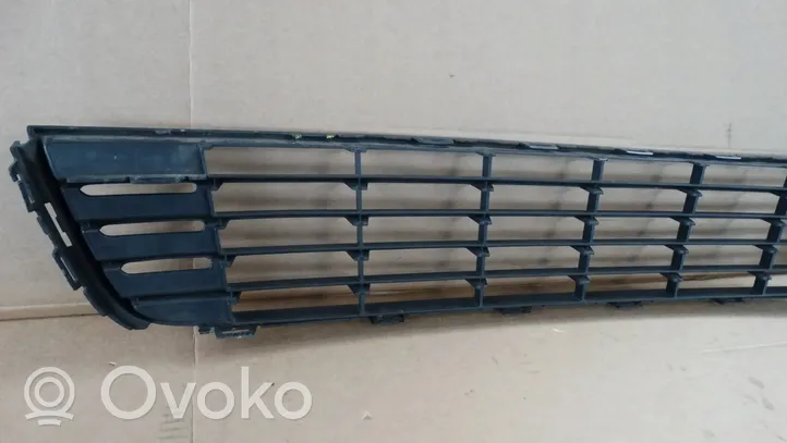 Volkswagen Touran I Grille inférieure de pare-chocs avant 1T0853677C