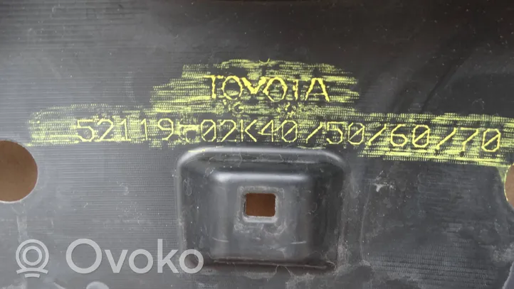 Toyota Auris E180 Zderzak przedni 5211902K40