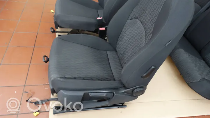 Seat Leon (5F) Sēdekļu komplekts 5F4