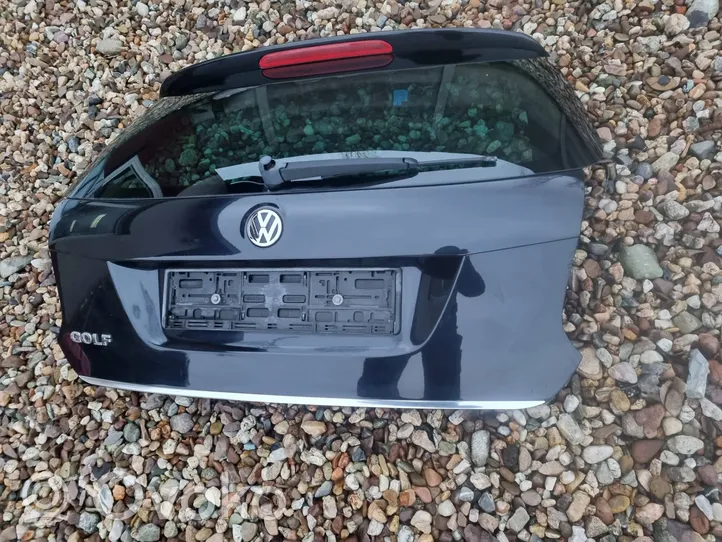 Volkswagen Golf V Lava-auton perälauta 