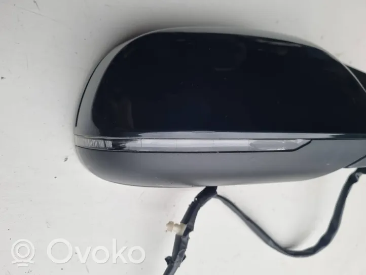 Audi A3 S3 8P Front door electric wing mirror 