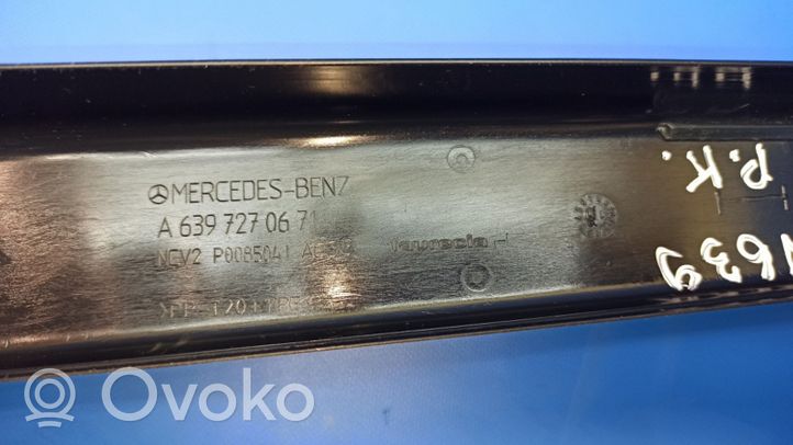 Mercedes-Benz Vito Viano W639 Etuoven lasin muotolista A6397270671