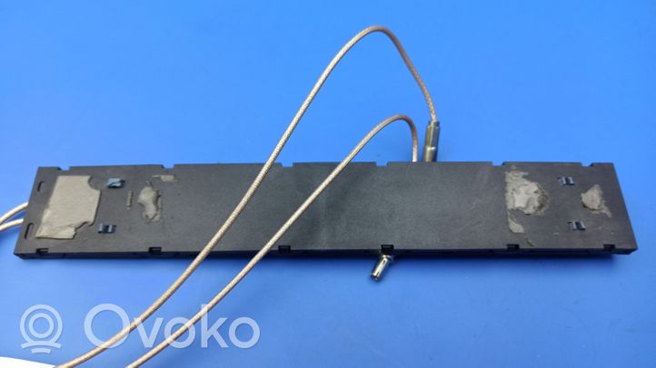 Mercedes-Benz C W203 Radio antena A2038208689